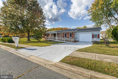 1401 S Hancock Ave, DOVER, DE, 19901-4096 | Card Image