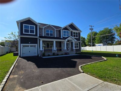 8 Kevin, House other with 5 bedrooms, 2 bathrooms and null parking in East Farmingdale NY | Image 1