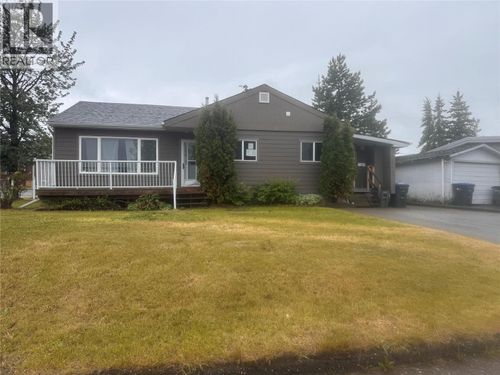 1901 109 Ave, Dawson Creek, BC, V1G2V8 | Card Image