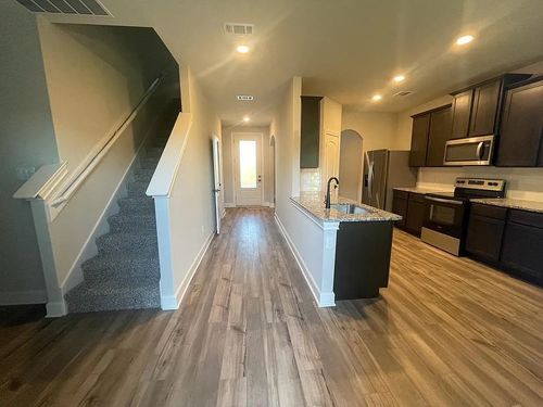 312 Lone Wolf Trl, Fort Worth, TX, 76120-1761 | Card Image