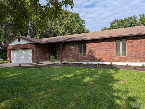 542 Highway O, Cuba, MO, 65453-8228 | Card Image