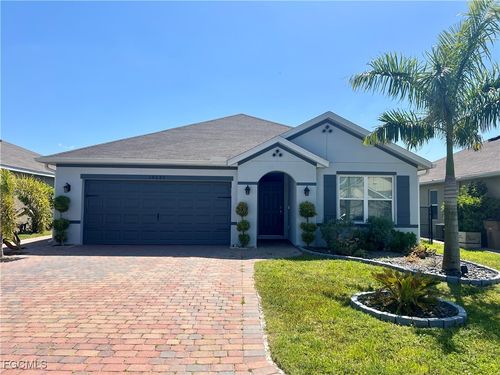 10293 Silver Pond Ln, LEHIGH ACRES, FL, 33936-6677 | Card Image