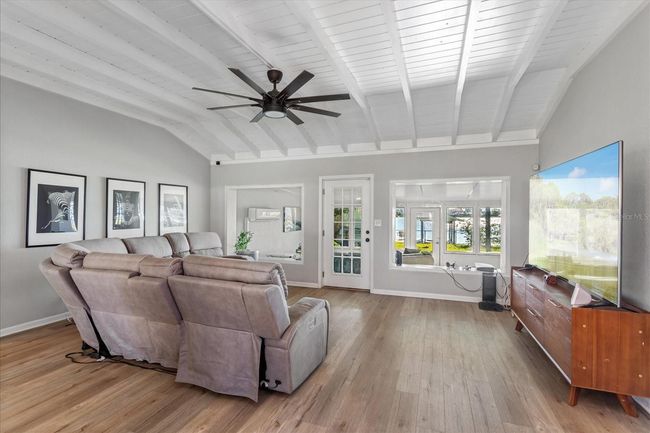 Living Room | Image 13