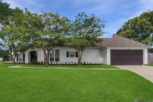 10253 Hillmont Ave, Baton Rouge, LA, 70810-7706 | Card Image