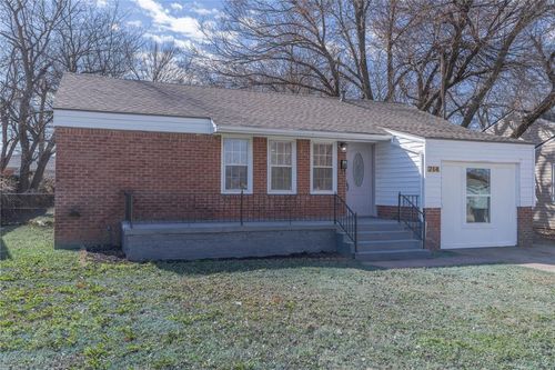 214 E Myrtle Ln, Midwest City, OK, 73110-5222 | Card Image