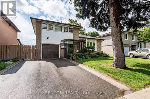 2304 Bonner Road, Mississauga (Clarkson), ON, L5J2C6 | Card Image