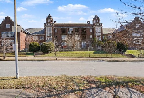 5316 Ruskin Ave, Saint Louis, MO, 63115-1348 | Card Image