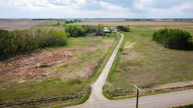 240141 Range Road 274, House other with 3 bedrooms, 1 bathrooms and 10 parking in Rocky View County AB | Image 5