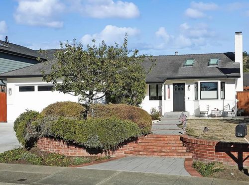 230 Bridgeport Dr, Half Moon Bay, CA, 94019 | Card Image