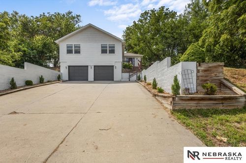 1047 Beaver Lake Blvd, Plattsmouth, NE, 68048-4713 | Card Image