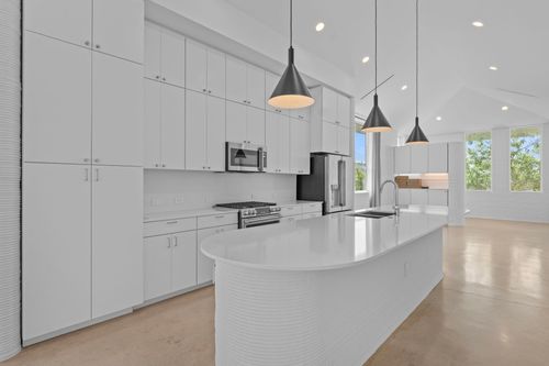 109 Rough Creek Road, Georgetown, TX, 78628 | Card Image