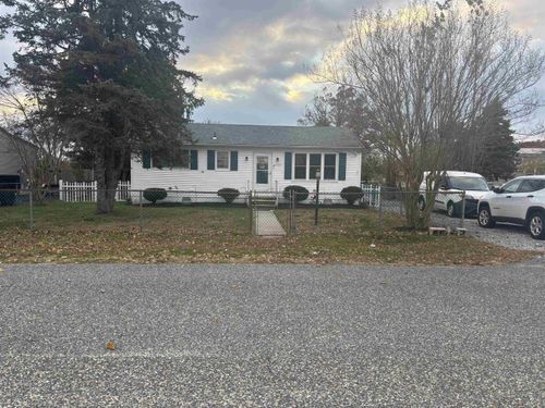 323 Willow Dr, Cape May, NJ, 08204-4717 | Card Image