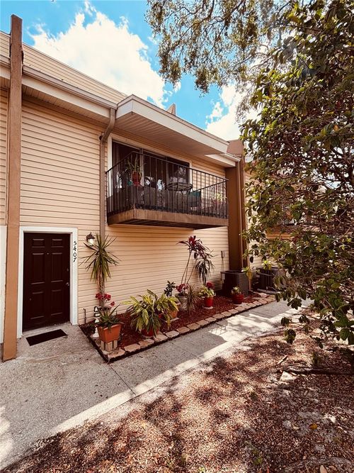 5407-5407 Sweetwater Terrace Cir, Tampa, FL, 33634-7360 | Card Image