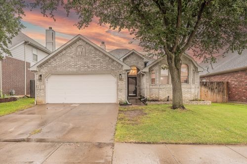 4529 Angelina Way, Fort Worth, TX, 76137-5613 | Card Image