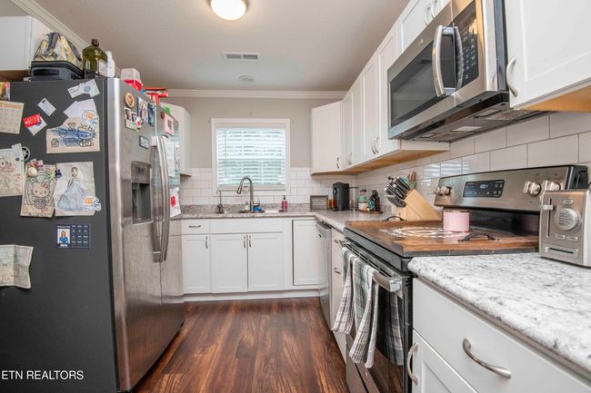 1359 Byrd Cir, House other with 3 bedrooms, 2 bathrooms and null parking in Kingston TN | Image 15