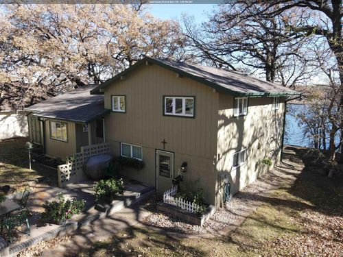 402 15th St, Spirit Lake, IA, 51360-1612 | Card Image