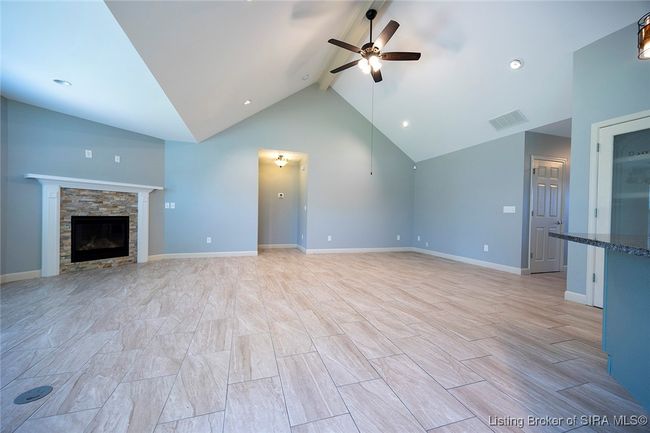 WOW, great living area adjoining kitchen | Image 59