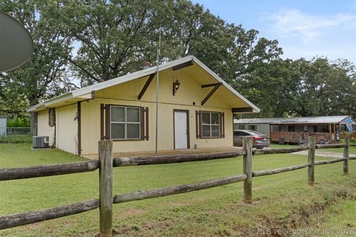 32 Quail Dr, Mead, OK, 73449-6003 | Card Image