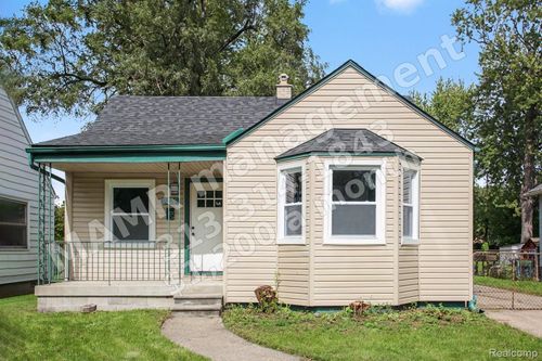 7215 Wood, Center Line, MI, 48015 | Card Image