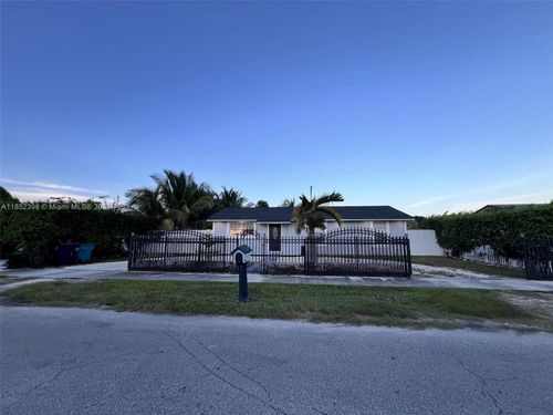 30011 Sw 149th Ave, Homestead, FL, 33033-3716 | Card Image