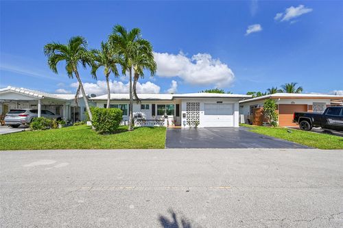 5811 Nw 84th Ave, Tamarac, FL, 33321-4543 | Card Image