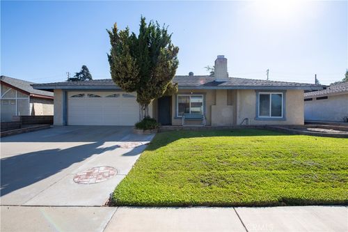 3751 Broadmoor St, Riverside, CA, 92503-4402 | Card Image