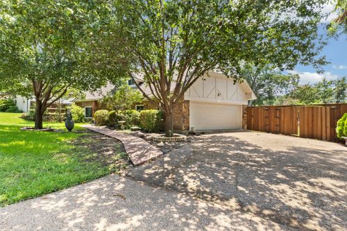 3929 Amy Ave, Garland, TX, 75043-2507 | Card Image