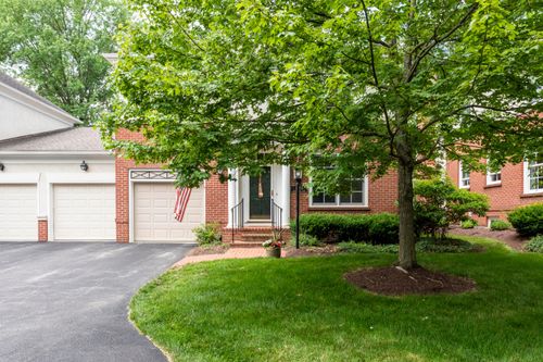 1359 White Oak Ln, New Albany, OH, 43054-8508 | Card Image