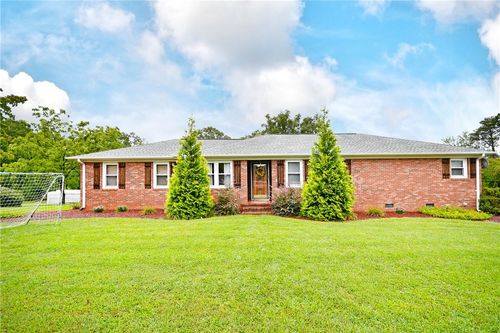 100 Ivyway Ln, Liberty, SC, 29657-9304 | Card Image