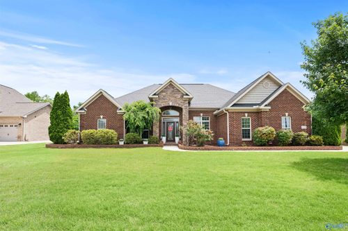 16132 Chowning Dr Nw, Harvest, AL, 35749-5111 | Card Image