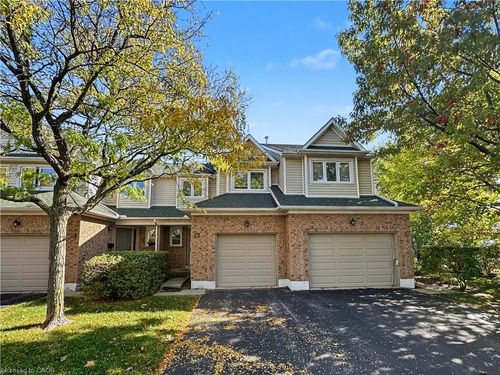 22-2215 Cleaver Ave, Burlington, ON, L7M4C5 | Card Image