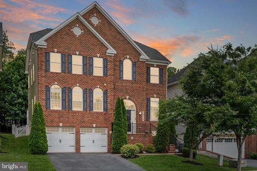 22715 Muscadine Dr, CLARKSBURG, MD, 20871-3352 | Card Image