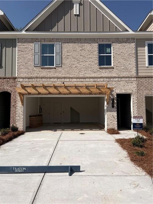 669 Sunstone Ln, Lawrenceville, GA, 30043-3390 | Card Image