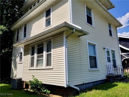 1435 14th St Nw, Canton, OH, 44703-1076 | Card Image
