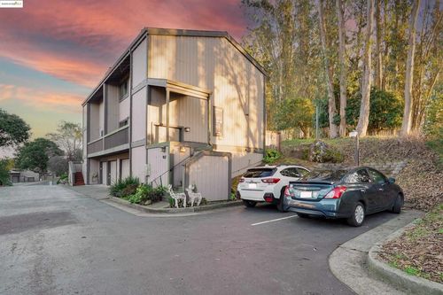 407 Vista Heights Rd, El Cerrito, CA, 94530-6505 | Card Image