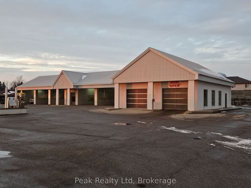 270 Lorne Ave E, Stratford, ON, N5A6S4 | Card Image