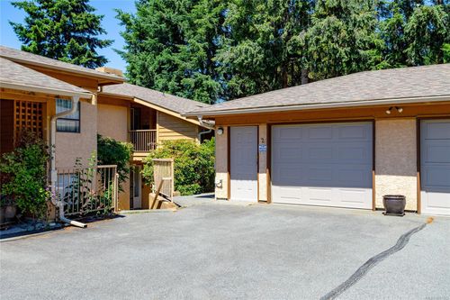 2-639 Kildew Rd, Colwood, BC, V9B1Z6 | Card Image