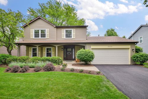 2420 Newport Dr, Naperville, IL, 60565-3165 | Card Image