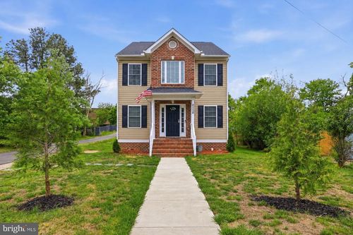 8528 Engleside St, ALEXANDRIA, VA, 22309-1702 | Card Image