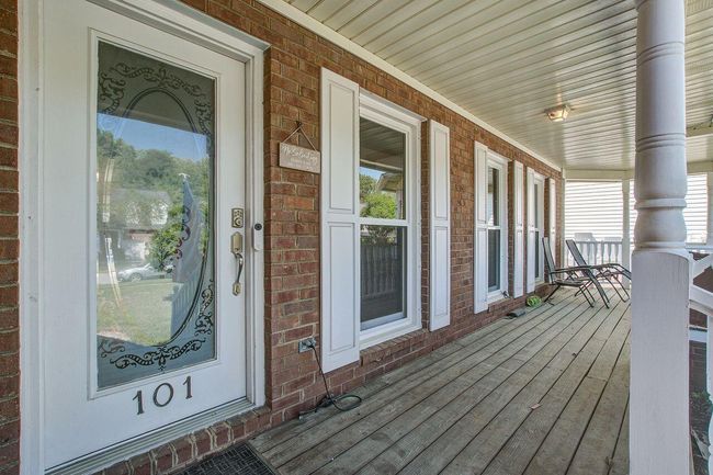 Front Porch | Image 4