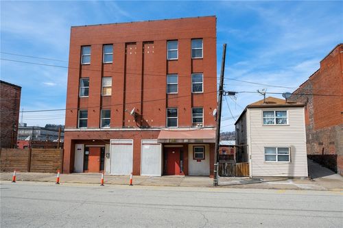 217 E 9th Ave, Homestead, PA, 15120-1604 | Card Image