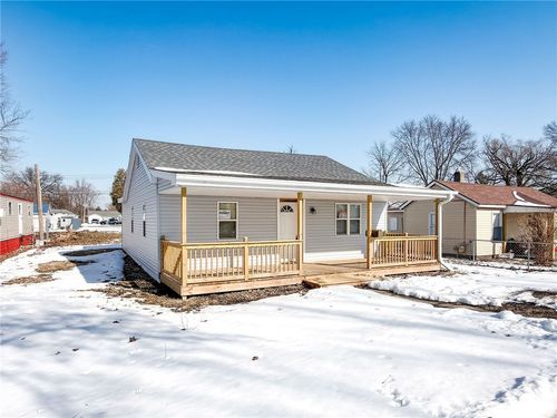 411 E Monroe St, Paris, IL, 61944-2455 | Card Image