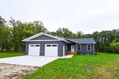 4331 State Hwy 11, Karlstad, MN, 56732 | Card Image