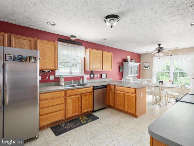 141 Black Oak Dr, House other with 4 bedrooms, 3 bathrooms and null parking in MAURERTOWN VA | Image 14