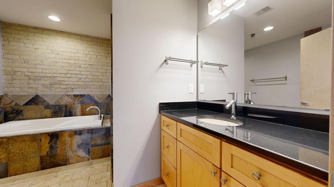 APT-504 - 607 Washington Ave S, Condo with 2 bedrooms, 3 bathrooms and null parking in Minneapolis MN | Image 20