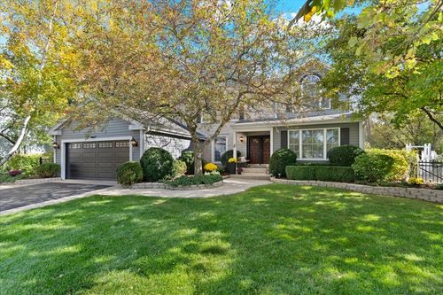 1055 Autumn Dr, Antioch, IL, 60002-2413 | Card Image