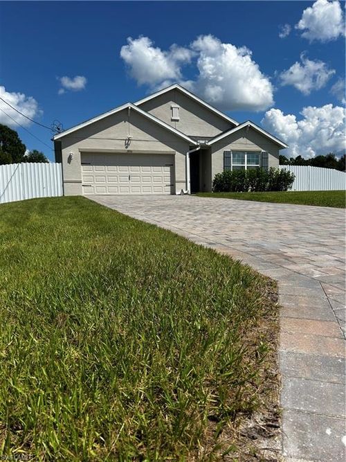 3833 Ne 17th Ave, CAPE CORAL, FL, 33909-7343 | Card Image
