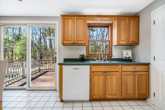 4 Fuller Dr, House other with 4 bedrooms, 2 bathrooms and null parking in Hudson NH | Image 7
