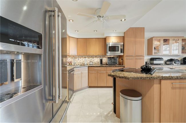 45 - 600 Ne 25th Ave, Condo with 3 bedrooms, 2 bathrooms and null parking in Hallandale Beach FL | Image 10