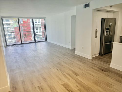 apt-1405-1450 Brickell Bay Dr, Miami, FL, 33131-3650 | Card Image